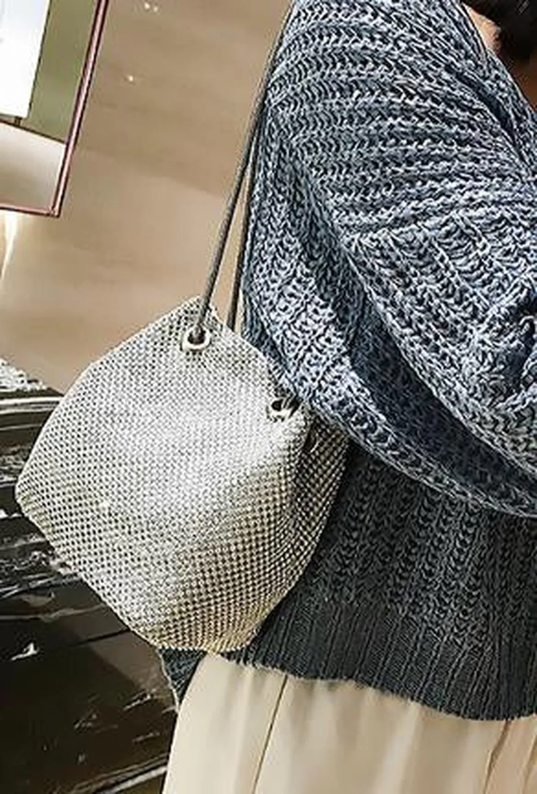 CAREN - SPARKLE BUCKET BAG