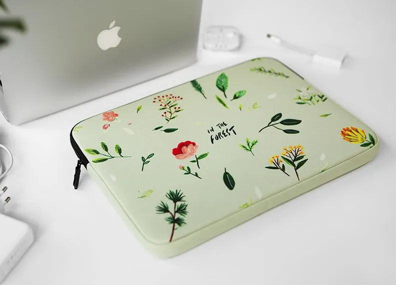 Green Forest Graphic Laptop Sleeves iPad 11 13 15inch Fitted Cases Pouches Protective Covers Purses Handbags Square Cushion Designer School Collage Office Lightweight