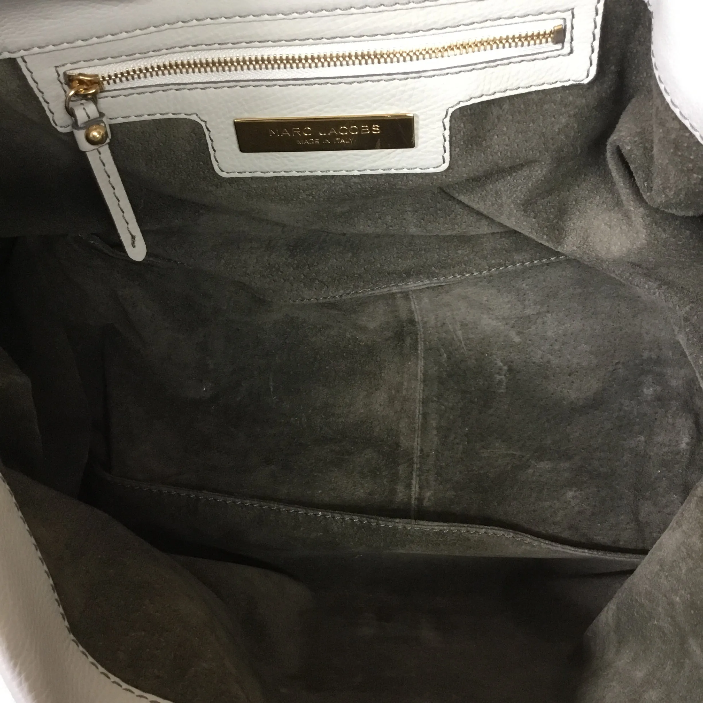 Handbag Designer By Marc Jacobs  Size: Medium