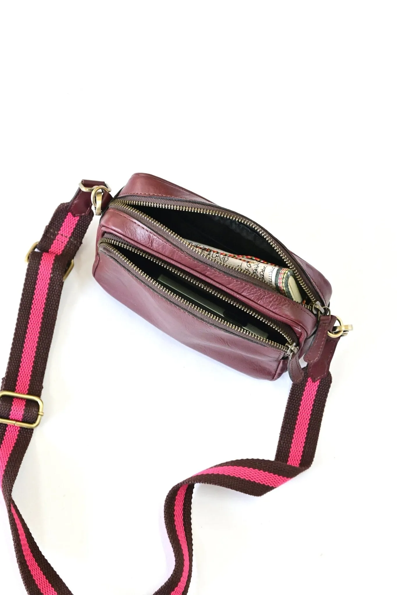 HARISSON  - LEATHER SLING BAG