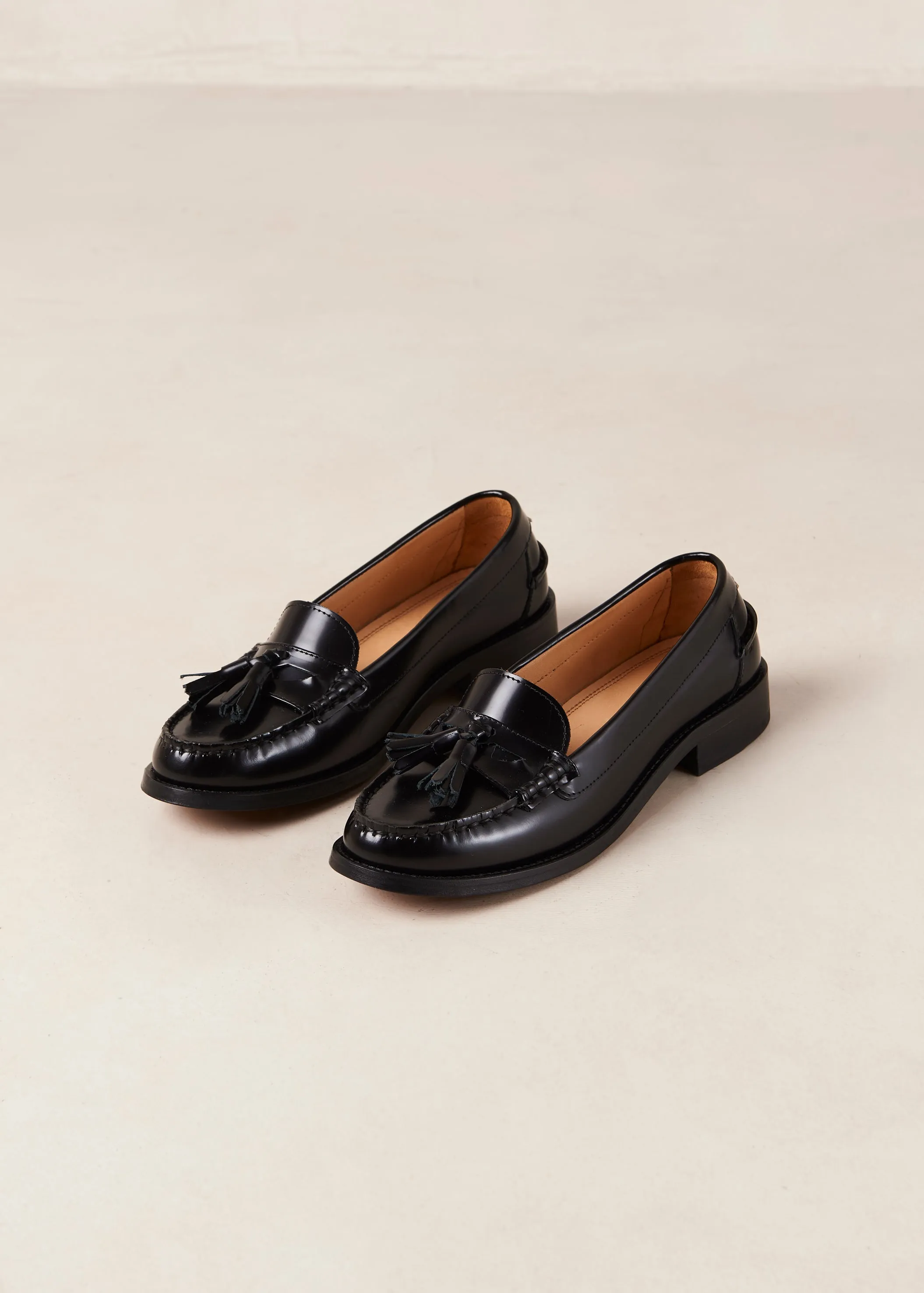 Terrane Black Leather Loafers